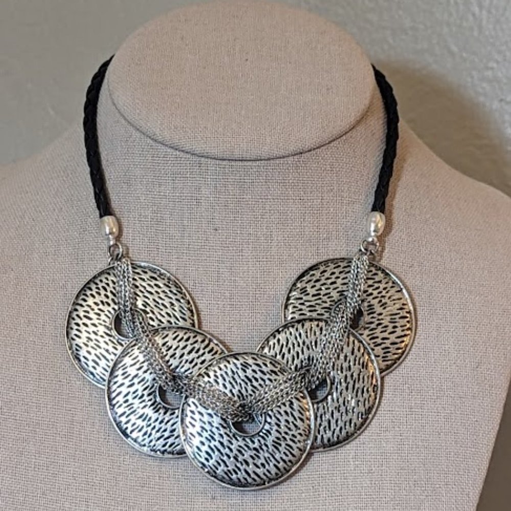 Premier Designs Common Thread Necklace - Picture 2 of 6